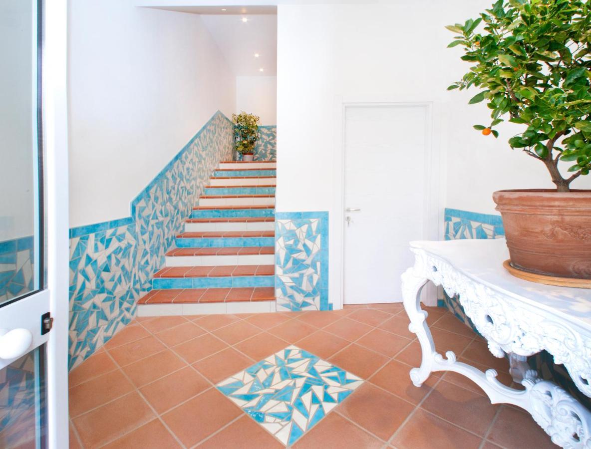 דייבה מרינה La Conchiglia Apartments מראה חיצוני תמונה